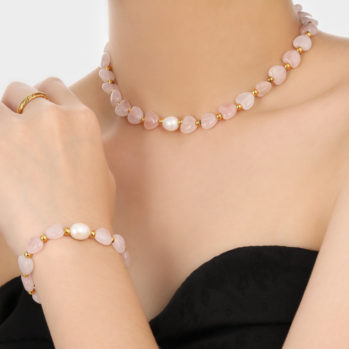 Natural Stone Rose Quartz Necklace for Women Fashion Handmade Beaded Elegant Titanium Steel Necklace High-end Niche Design Collarbone Chain