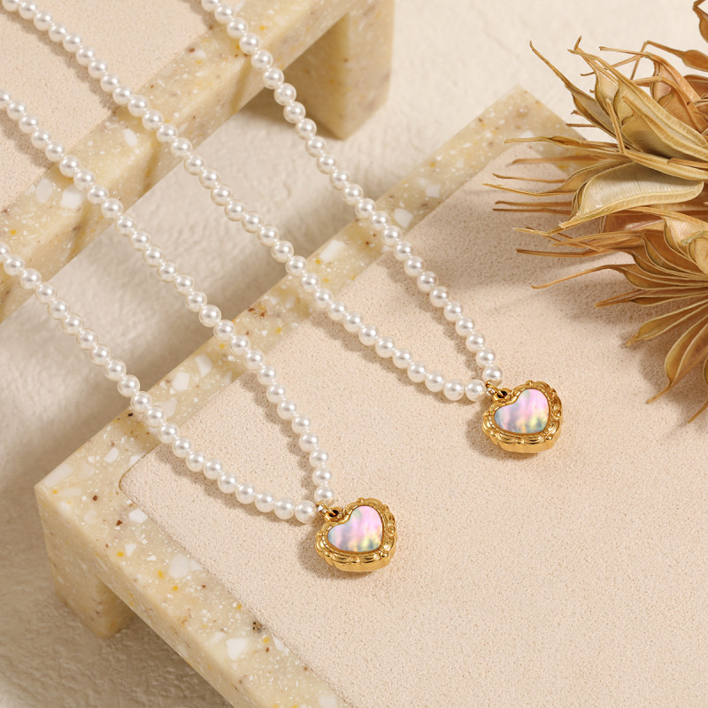 Korean Style Shijia Pearl Shell Heart Necklace for Women Vintage Fashion Personality Titanium Steel PVD Gold Plated Collarbone Chain