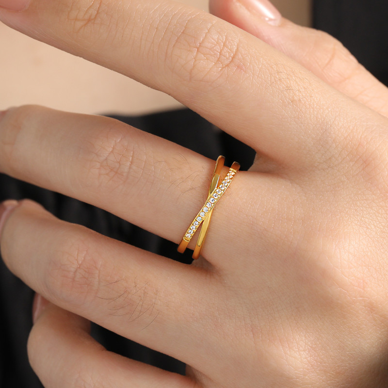Korean Version Cross CNC Micro Inlaid Diamond Offset X Ring Fashionable Unique Niche Design Light Luxury High-end Feel Titanium Steel Ring