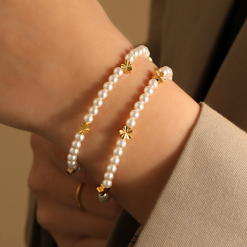 French Retro Design Laser Surface Flower Heart Titanium Steel Bracelet Gold Ins Style Personality Glass Pearl Jewelry