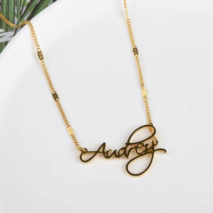 Foreign Trade Hot-Selling English Letter Perfect Goddess Necklace for Women, Niche Design Sense, Elegant and Simple Necklace, Women's Collarbone Chain