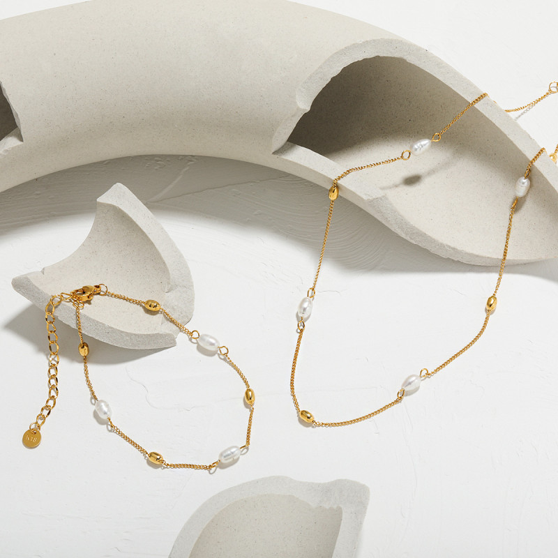 Korean Version INS Niche Design High-End Geometric Oval Freshwater Pearl Titanium Steel Necklace Bracelet Women's Set