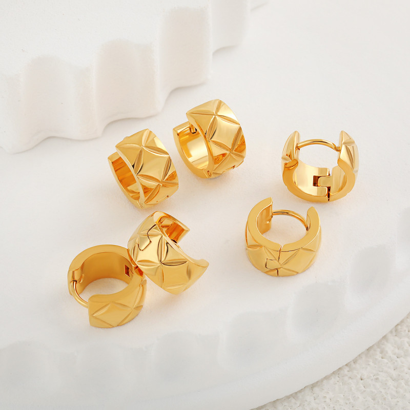 European and American Cross-Border Niche Design High-End Ins Titanium Steel Diamond Pattern Earrings Stainless Steel Fashion Personality Ear Clips