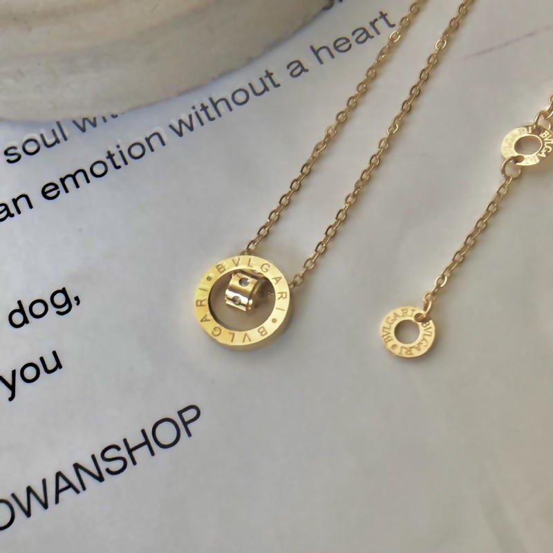 Korean Style Inlaid Diamond Necklace Titanium Steel Electroplated 24K Gold Double Ring Necklace for Women with Lucky Beads Interlocking Collarbone Chain
