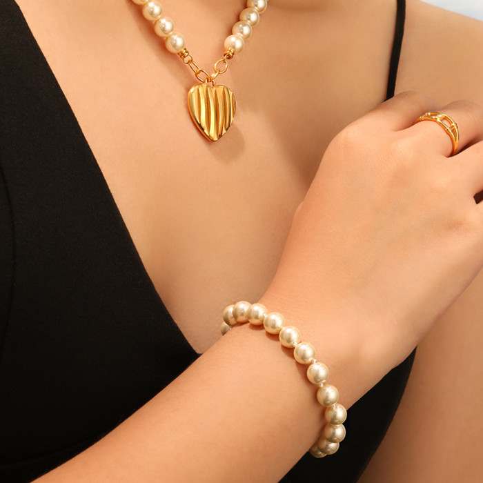 New Design Sense Ins Style Light Luxury Elegant Pearl Heart Necklace Titanium Steel Pendant Exaggerated Personality J...