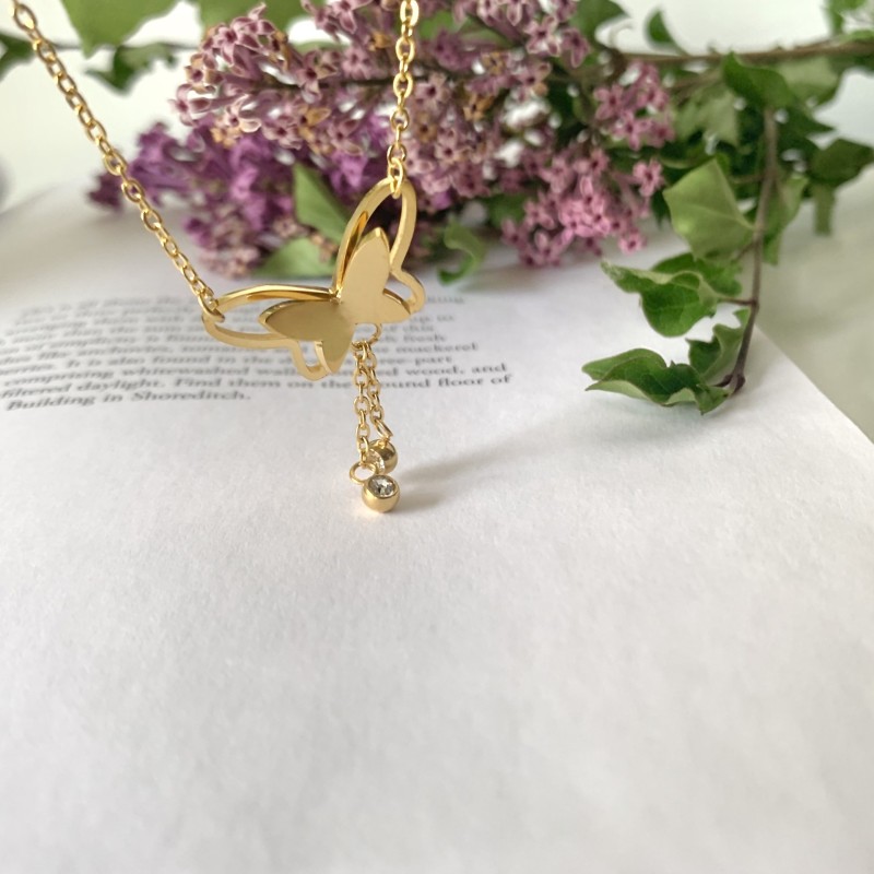 Fairy Sweet Personality Tassel Rhinestone Butterfly Necklace for Women Titanium Steel Electroplated 24K Gold Versatile Elegant Collarbone Chain