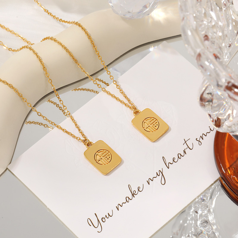 New Chinese Style National Trend New Niche Geometric Fu Character Square Pendant Necklace Fashionable Personality Temperament Versatile Titanium Steel Collarbone Chain