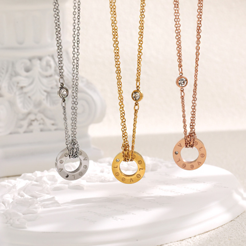 European and American Fashion Simple LOVE Necklace with Diamonds for Women, Long Round Pendant, Titanium Steel, Polished Jewelry, PVD Gold Plated