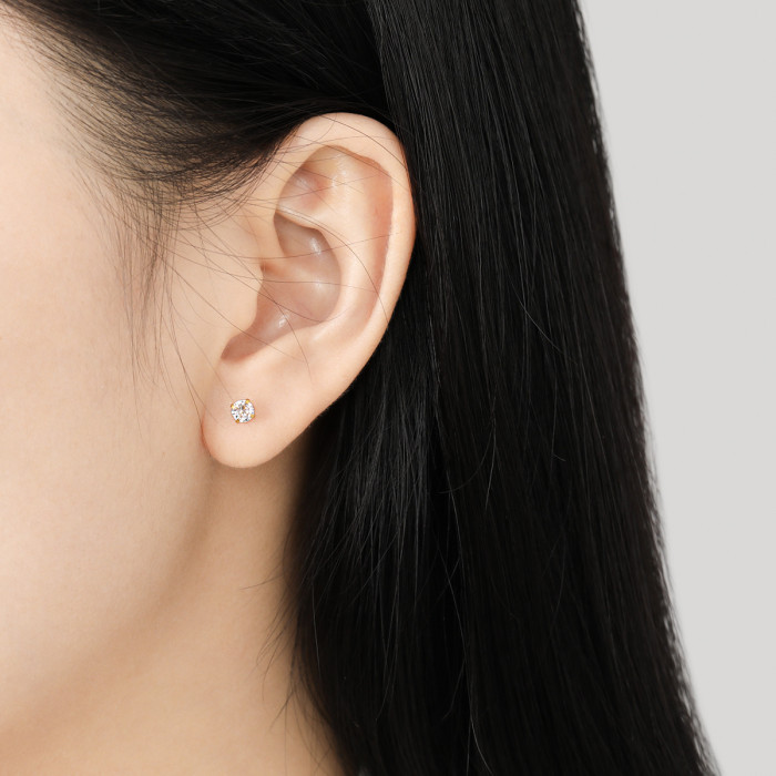 Titanium Steel Super Shiny Diamond-Encrusted Four-Prong Ear Bone Stud for Women, Sleep-Friendly, Anti-Lost Piercing Jewelry