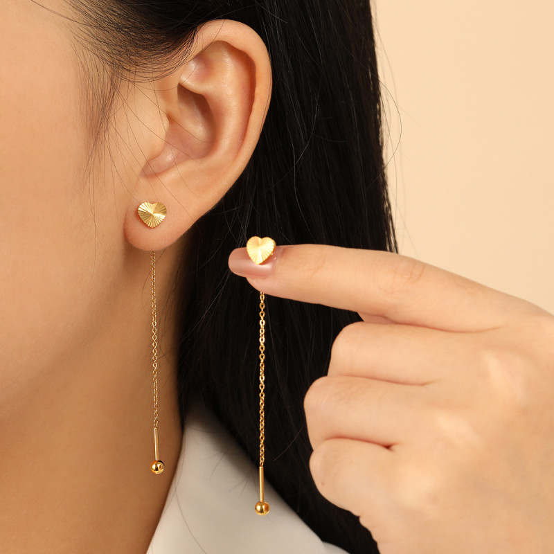 Korean Style Niche Design Simple Laser Surface Heart Ear Thread Fashionable Personality High-end Gold Titanium Steel Anti-loss Earrings