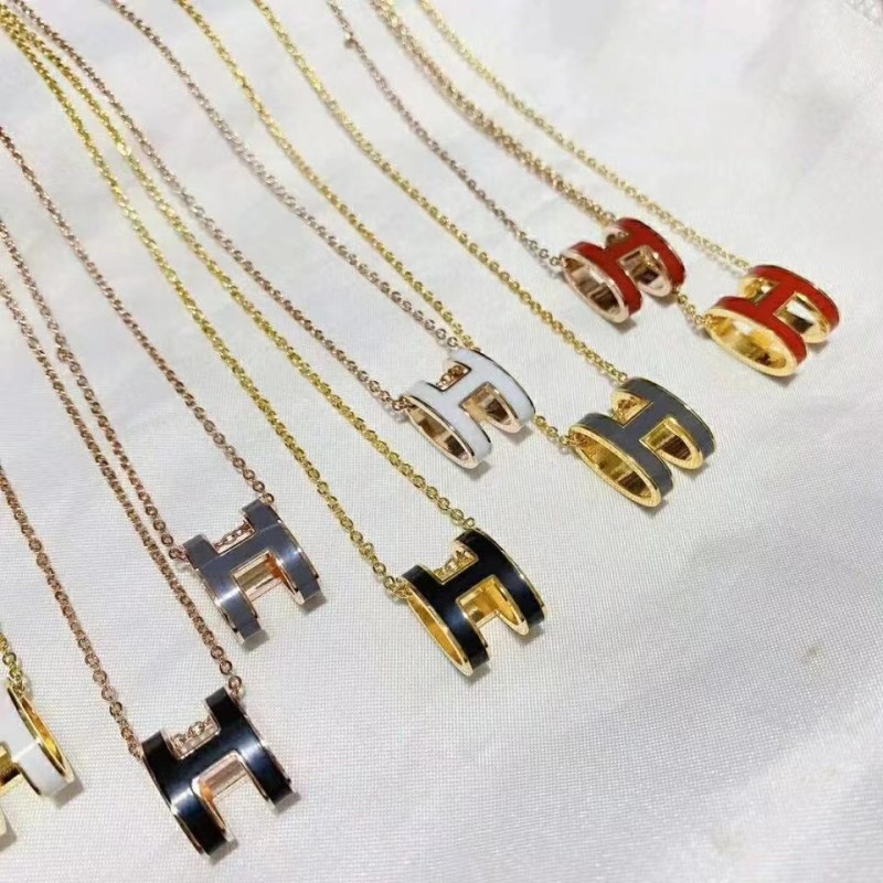 Korean Style Simple Fashion High Version Resin Enamel H Necklace Titanium Steel 24K Gold Plated Versatile Couple Collarbone Chain