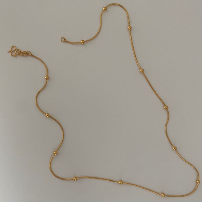 Sunflower Chain Side Pressed Light Chain Electroplated 24K Gold Titanium Steel M Buckle Design Bare Chain Starry Sky Chain Bead Necklace