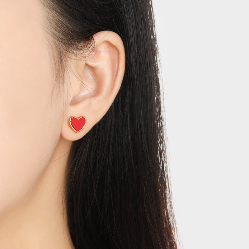Korean Style Ins Style Elegant Simple Light Luxury Red Shell Heart Earrings Fashionable Personality Heart-shaped High-end Titanium Steel Earrings
