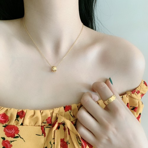 Korean Style Simple Fresh Fashion Lucky Bead Small Fragrance Diamond Necklace Titanium Steel Cross Pattern Niche Design Collarbone Chain