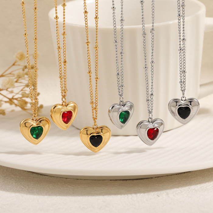 Korean New Niche Style Elegant Light Luxury Inlaid Black Onyx Heart Necklace for Women Fashionable Personality Titanium Steel Sweater Chain