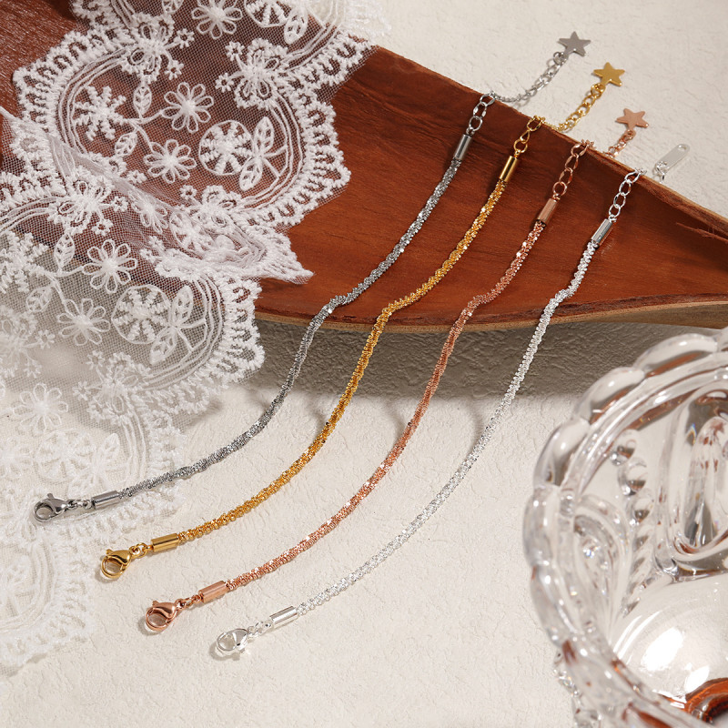 Korean Style New Fashion Starry Sky Sparkling Cauliflower Chain Bracelet for Women, Personalized and Elegant Gold-Plated Titanium Steel Jewelry
