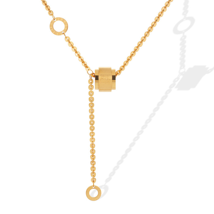 Xiaohongshu Same Style Brushed Roman Interlocking Small Waist Collarbone Chain Versatile High-end Light Luxury Titanium Steel Necklace for Women