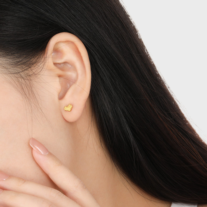 Korean Style Ins Niche Simple Fresh Sweet Striped Heart Ear Bone Stud Fashion Personality Heart-Shaped Titanium Steel Earrings