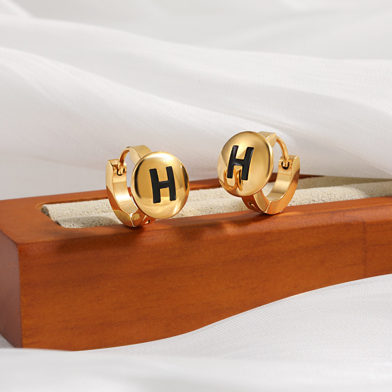 European and American Cross-Border Hot-Selling New Niche Vintage Style Gold H Letter Earrings for Women Fashionable Personality Gold-Plated Titanium Steel Earrings