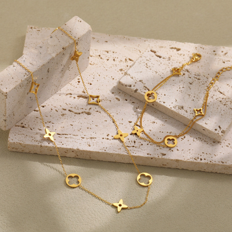 Korean Style Fresh Cute Simple Hollow Four-Leaf Clover Titanium Steel Necklace Bracelet Ins Style Fashionable Elegant Jewelry Set