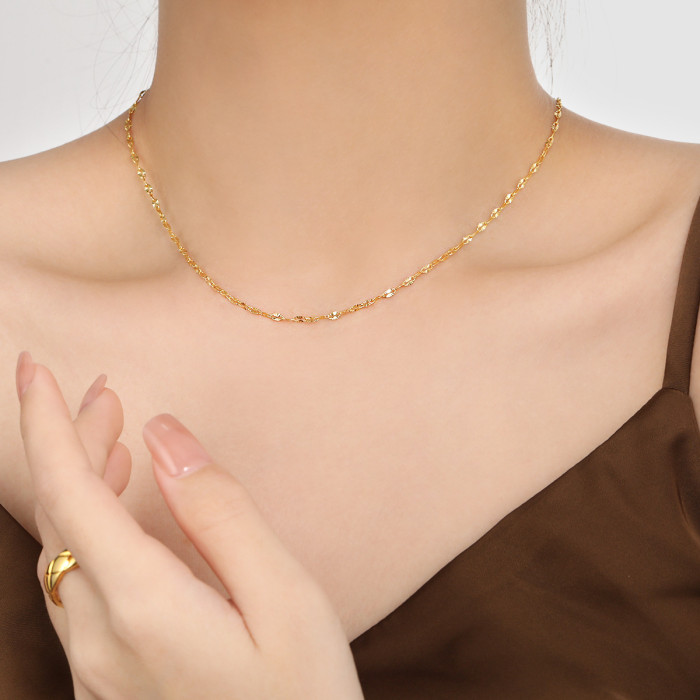 Embossed Lip Chain Fashionable Personality Gold Plated Stainless Steel Collarbone Chain New Simple Versatile Personal...
