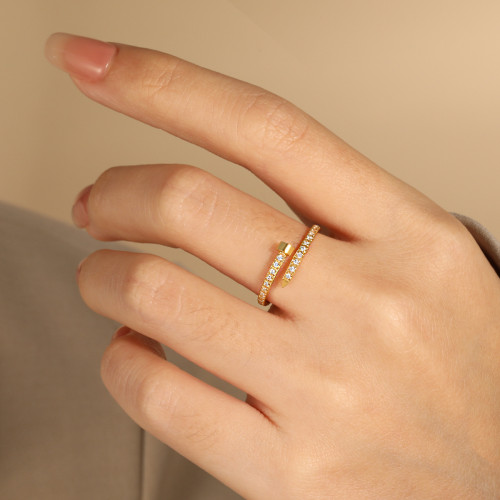 Korean Style High-End Fashionable CNC Micro-Inlaid Unique Niche Open Ring for Women Ins Style New Titanium Steel Ring