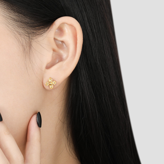 Korean Style INS New Light Luxury Niche Single Pearl Four Diamond Ear Bone Stud Women Fashion Personality Versatile T...