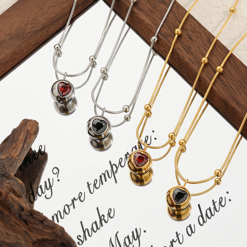 Korean Style Light Luxury Exquisite Round Ball Heart Pendant Snake Bone Necklace Fashionable Personality High-end Titanium Steel Collarbone Chain