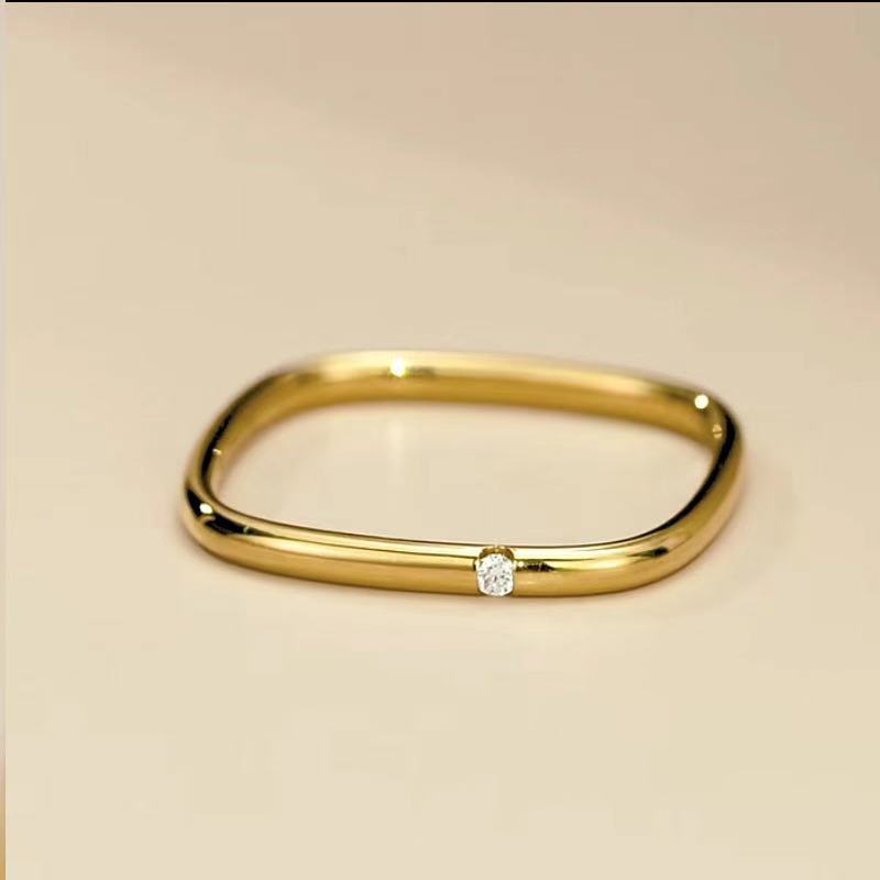 Kuaishou Zhou Family Same Style Gold-Plated Plain Band Single Diamond Small Square Titanium Steel Ring for Women Korean Version Simple Personality Couple Rings