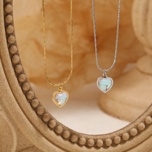 Korean Style New Niche Ins Light Luxury Moonstone Heart Necklace for Women Fashionable Personality Temperament Titanium Steel Collarbone Chain