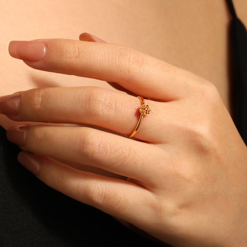 Korean Style New Ins Style Fashion Simple Rose Flower Ring for Women Niche High-end Titanium Steel Gold-plated Ring
