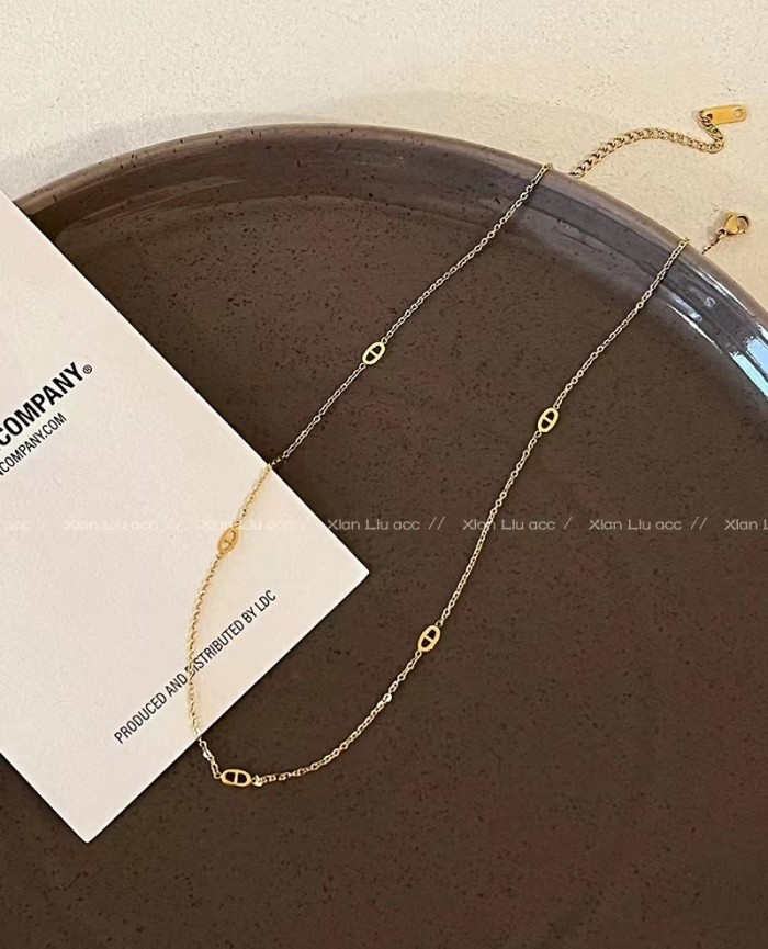 Korean Pig Nose 24K Gold Plated Light Luxury High-End Necklace Titanium Steel Stackable Thin Chain Clavicle Chain
