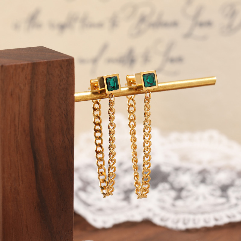 Fashionable High-End Minimalist Temperament Niche Chain Tassel Green Zircon Earrings for Women Korean Ins Style Titanium Steel Ear Jewelry
