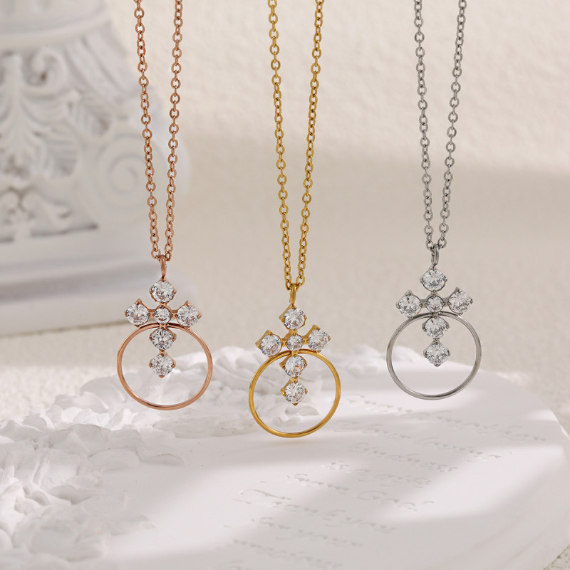 European and American Style Stainless Steel High-End Inlaid Cross Necklace Pendant Electroplated PVD Gold Women's Personality Hip-Hop Jewelry