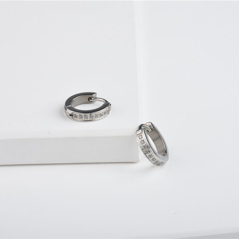 European and American INS Minimalist Style CNC 8 Stone Earrings for Women Elegant Simple Ear Clips Stainless Steel Zircon Ear Clips Ear Clips