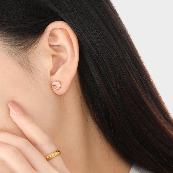 Korean INS Style New Niche Temperament Star and Moon Resin Ear Bone Studs for Women Fashionable Personality High-end Titanium Steel Earrings