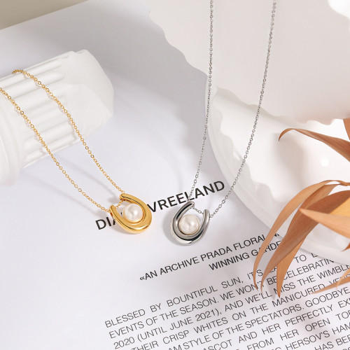 Korean Version New Niche U-shaped Pearl Pendant Necklace for Women Fashionable Personality Versatile Gold-plated Titanium Steel Collarbone Chain