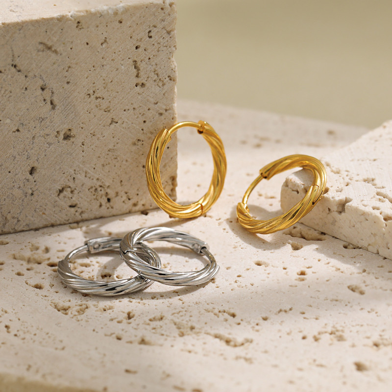 European and American Cross-Border INS Style Twisted Line Earrings for Women, Niche Design, Simple Fashionable Elegant High-End Titanium Steel Earrings