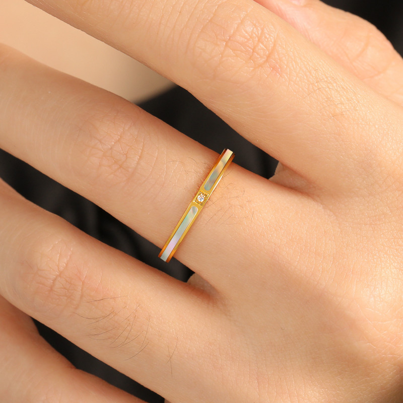 Japanese and Korean Style Light Luxury Simple Circle Mother-of-Pearl Ring for Women with Micro Pave Single Diamond Fine Ring High-End Titanium Steel Index Finger Ring