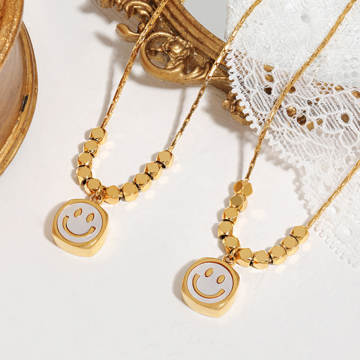 Smiling Cube Mother-of-Pearl Smiley Face Diamond Bead Titanium Steel Necklace PVD Vacuum Plating Gold Simple Versatil...