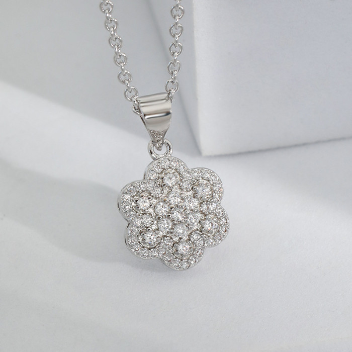 Original Design Peach Blossom Pendant Necklace Internet Celebrity Style INS Full Diamond Hollow Inlaid Simple Cherry Blossom Necklace