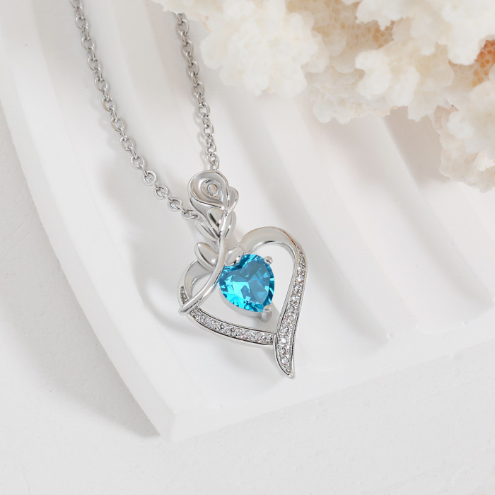 Amazon Hot-Selling Eternal Flower Necklace for Women European and American High-End Valentine's Day Gift Heart Rose Necklace