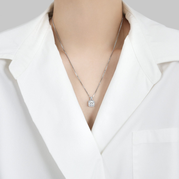 Cross-Border Hot Selling Twelve Star Stone Cube Sugar Necklace European and American Gem Internet Celebrity High-Grade Four-Claw Square Bag Necklace