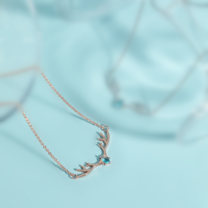 Forest Style Deer Necklace Qixi Valentine's Day Gift for Girlfriend Antler Christmas Ornament One Deer One Road Necklace