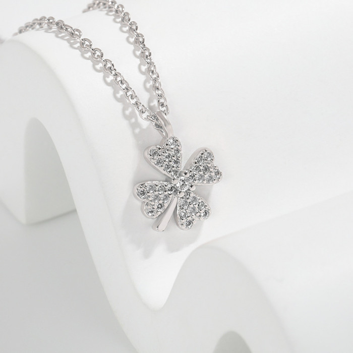 Pink Diamond Lucky Clover Pendant Collarbone Chain for Women, Internet Celebrity Live Streaming Niche Design INS Style Fashion Four-Leaf Clover Necklace