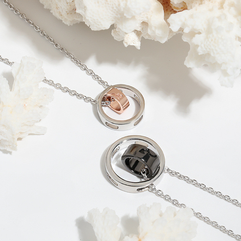 Beauty and the Beast Double Ring Pendant Necklace Japanese and Korean Version Gold Mixed Color High-end Sense Interlocking Couple Necklace