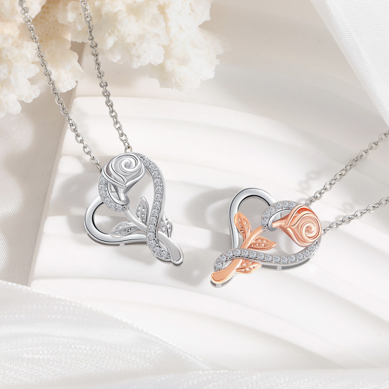 Amazon Bestselling Pendant Split Gold Valentine's Day Gift European and American Internet Celebrity Inlaid Diamond Wrapped Heart Rose Necklace