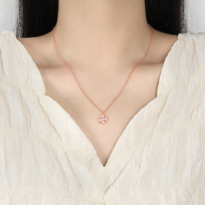 Pink Diamond Lucky Clover Pendant Collarbone Chain for Women, Internet Celebrity Live Streaming Niche Design INS Style Fashion Four-Leaf Clover Necklace