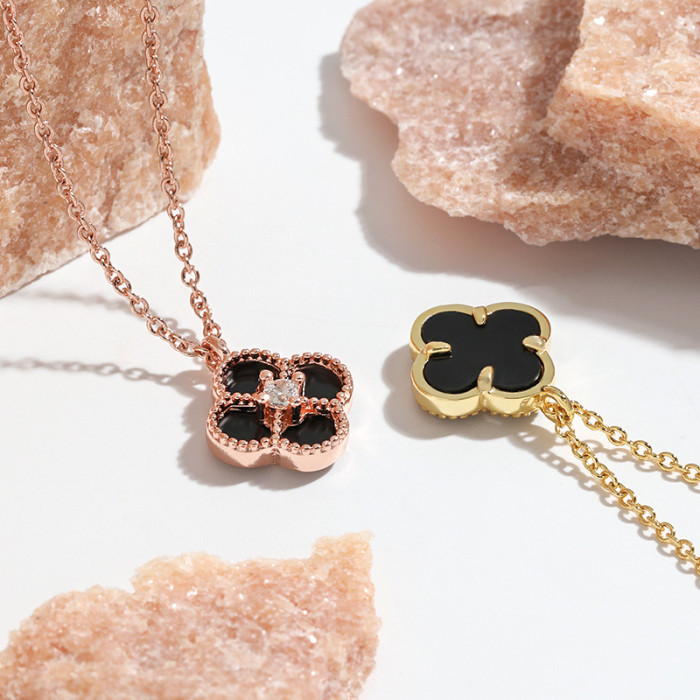 Chinese Valentine's Day Gift for Girlfriend Collarbone Chain 18K Rose Gold Lucky Four-Leaf Clover Mini Small Black Onyx Necklace