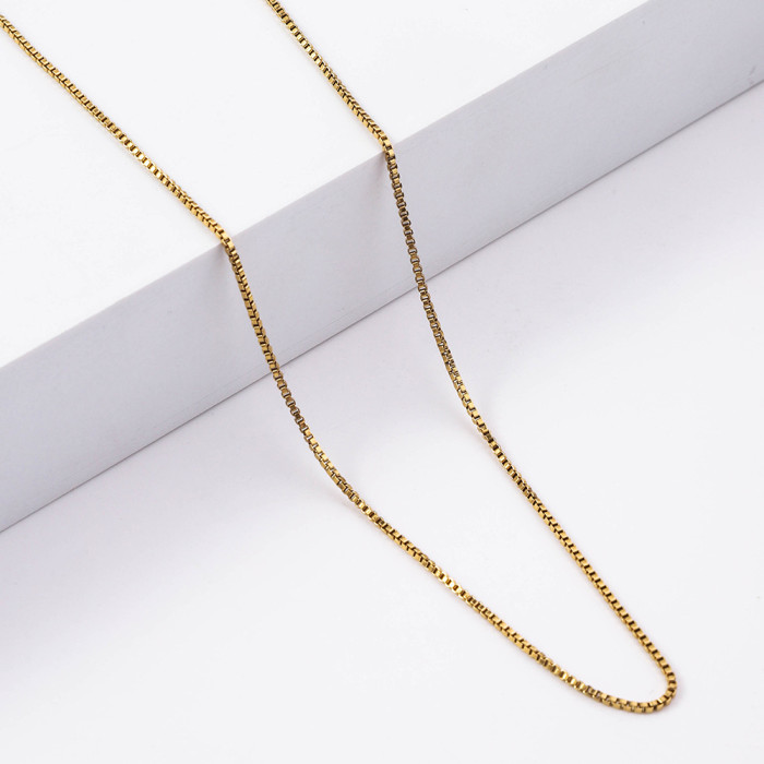 European and American Style Stainless Steel Vacuum Electroplated Real Gold Non-Fading Box Chain Plain Chain Fashion Simple Versatile Titanium Steel Collarbone Chain